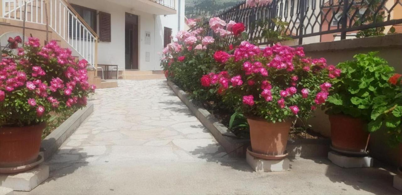 Cheap House Near The Center Of The City Mostar Exteriör bild
