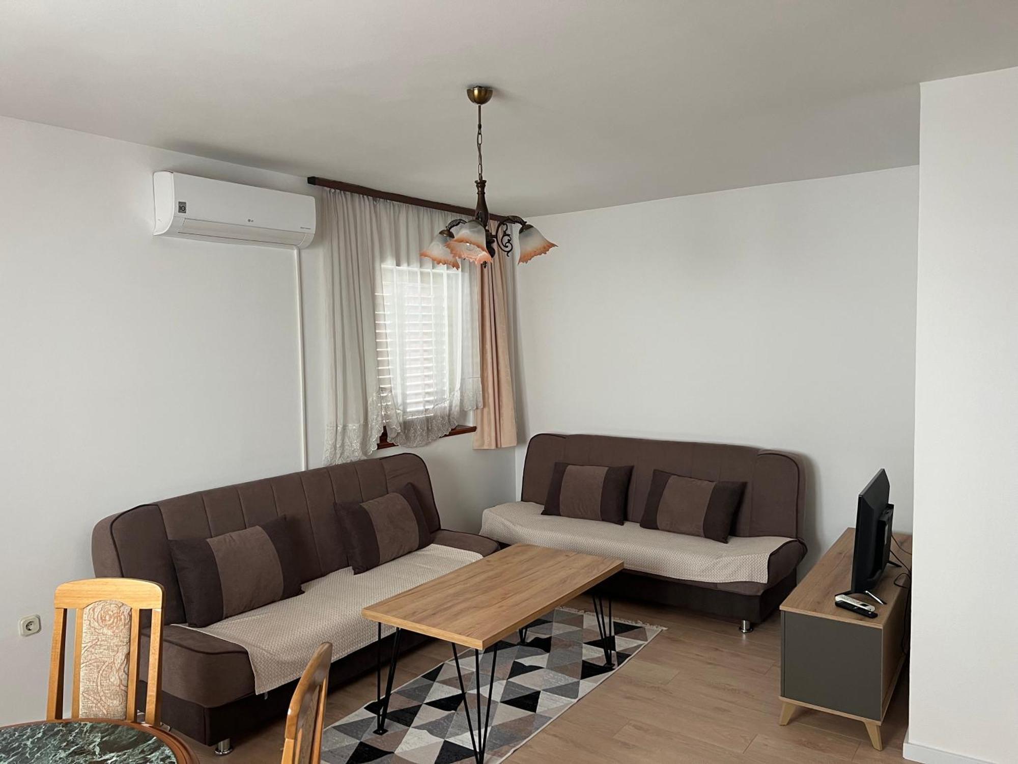 Cheap House Near The Center Of The City Mostar Exteriör bild